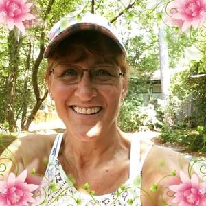 Meet your Posher, Deb
